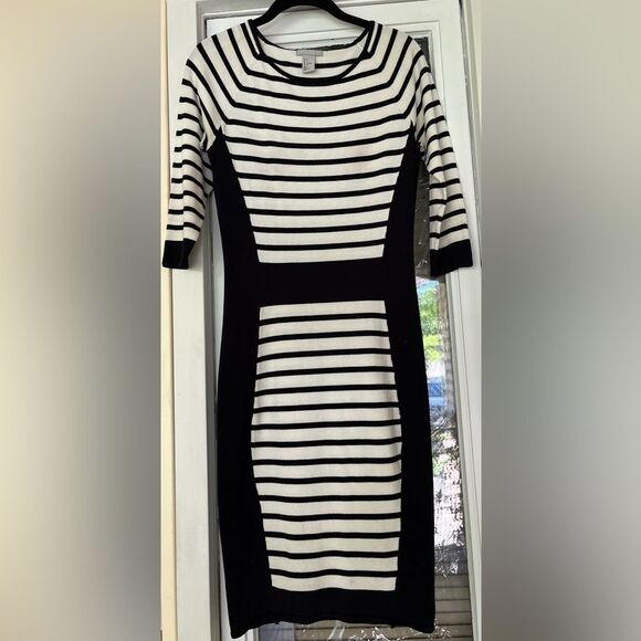H&M black and white stripes and trim bodycon dress, very flattering, size Small - Picture 3 of 8